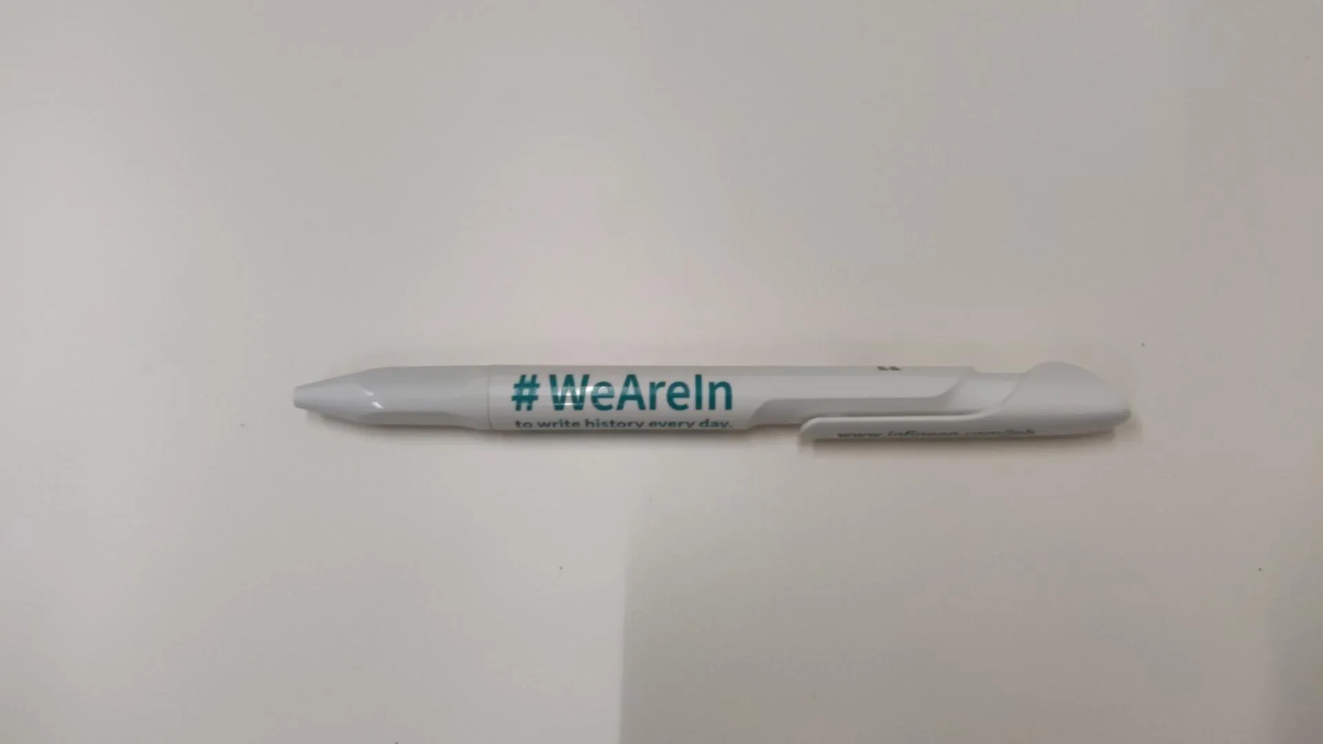 Infineon Stift
